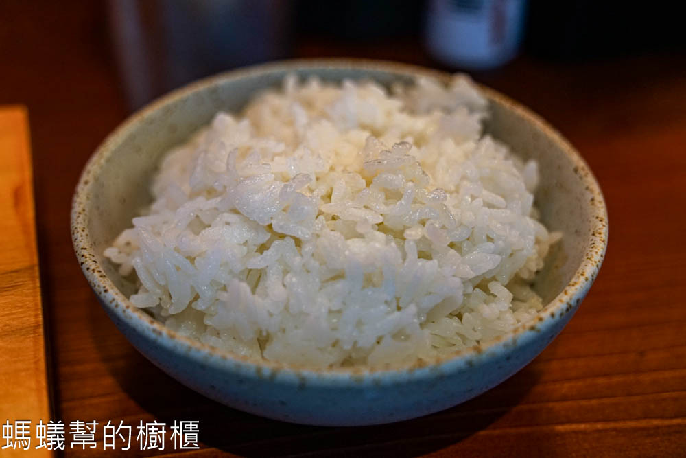 拉麵小徑 | 彰化市拉麵再添一員,販售雞白湯拉麵、叉燒飯。