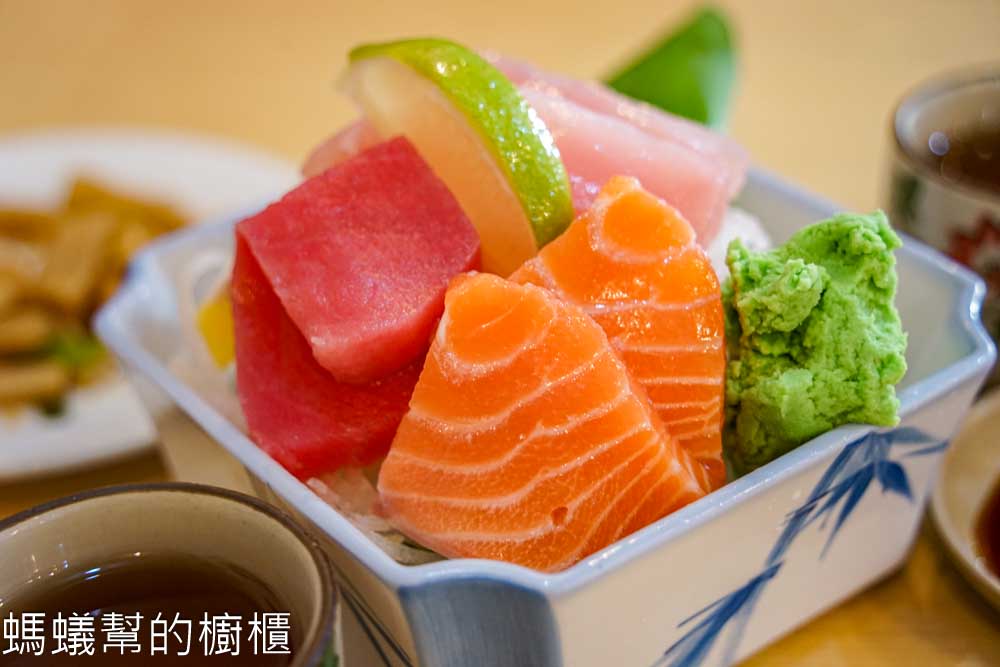 台北和漢日本料理 | 員林社頭日本料理，刺身定食、炸蝦定食只要270，炸香菇必點。