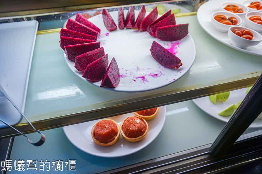 天辣麻辣火鍋(復興南) | 台北麻辣鴛鴦鍋吃到飽,肉類海鮮蔬菜無限自助。