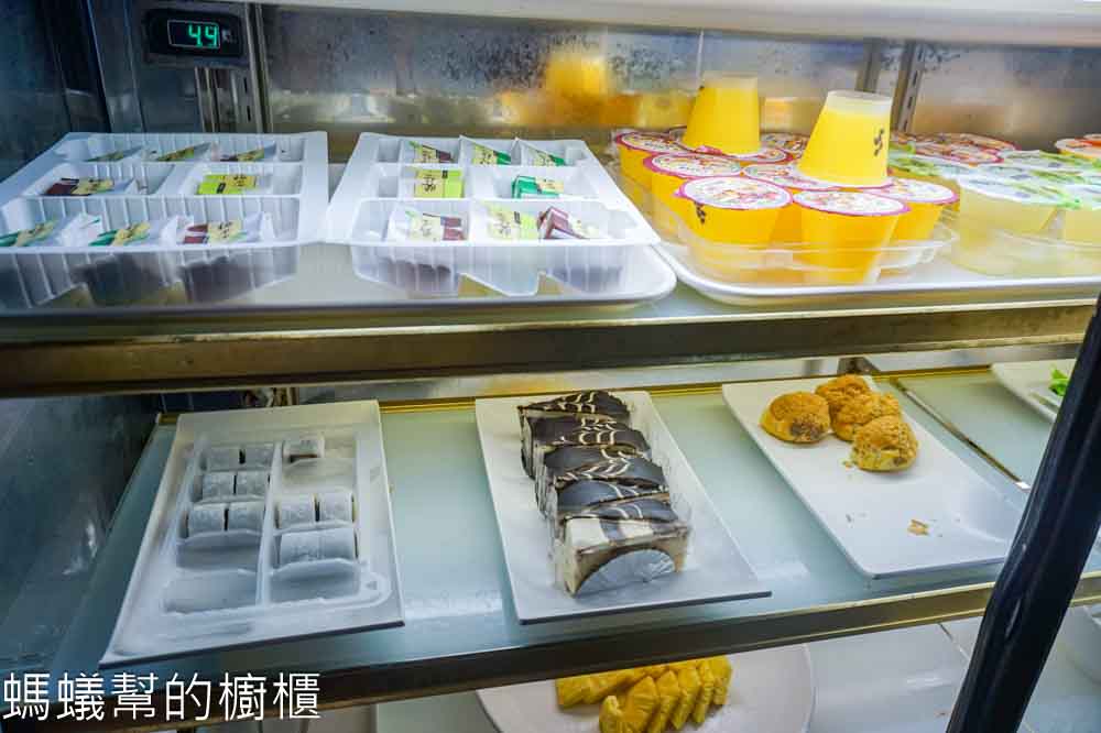天辣麻辣火鍋(復興南) | 台北麻辣鴛鴦鍋吃到飽,肉類海鮮蔬菜無限自助。