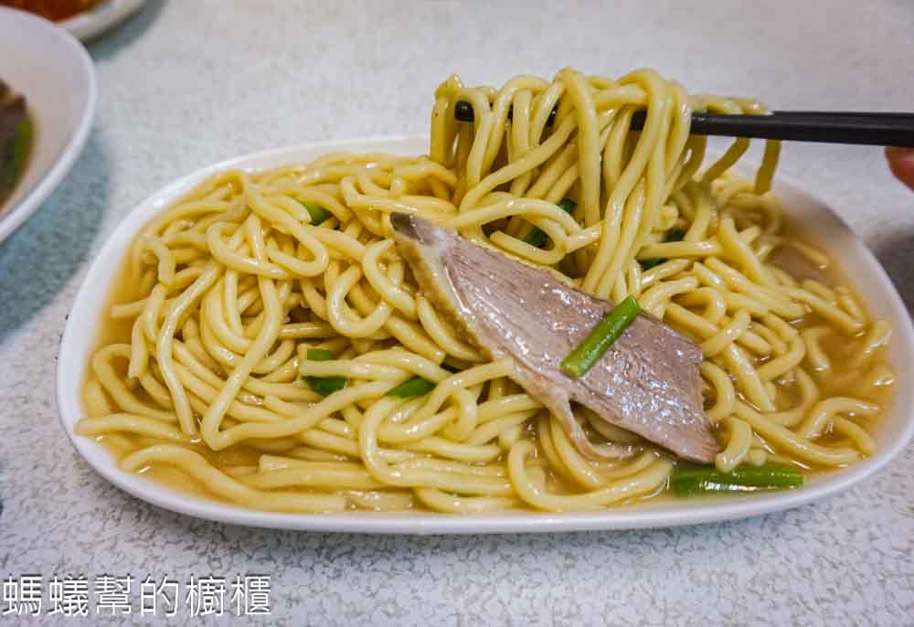 原夜市鴨肉麵 | 新竹市東區炒鴨肉麵，新竹人對鴨肉麵的執著，排隊也要吃。