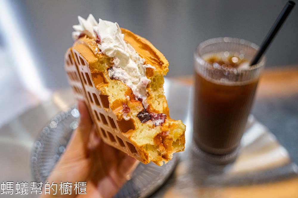 米之漁 | 彰化秀水小路裡韓風咖啡館，鬆餅40元起，咖啡水準不錯。