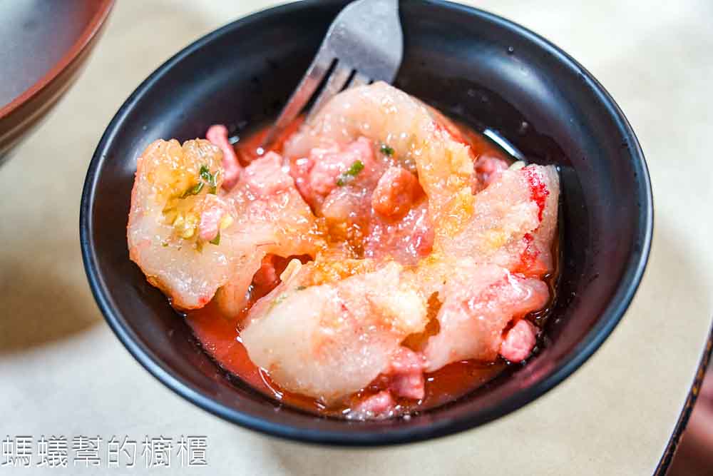 蔡記肉圓 | 新竹城隍廟入口處，蔥肉、筍絲兩種口味，燕丸湯也好喝。
