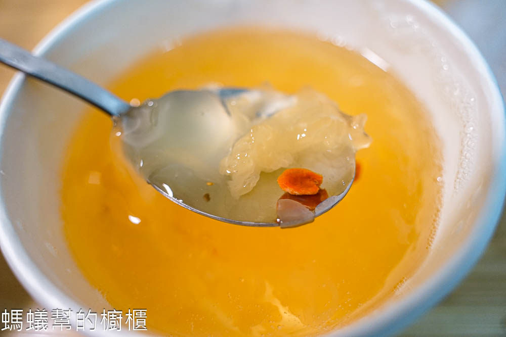 鬍鬚張魯肉飯便當 | 新主菜現做便當登場，85元起吃質感便當！