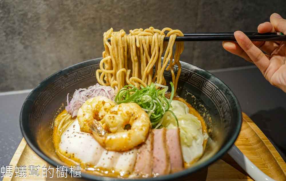 麵屋清流 | 台中蝦濃湯拉麵推薦，干貝拉麵也很讚，就在台灣大道旁。