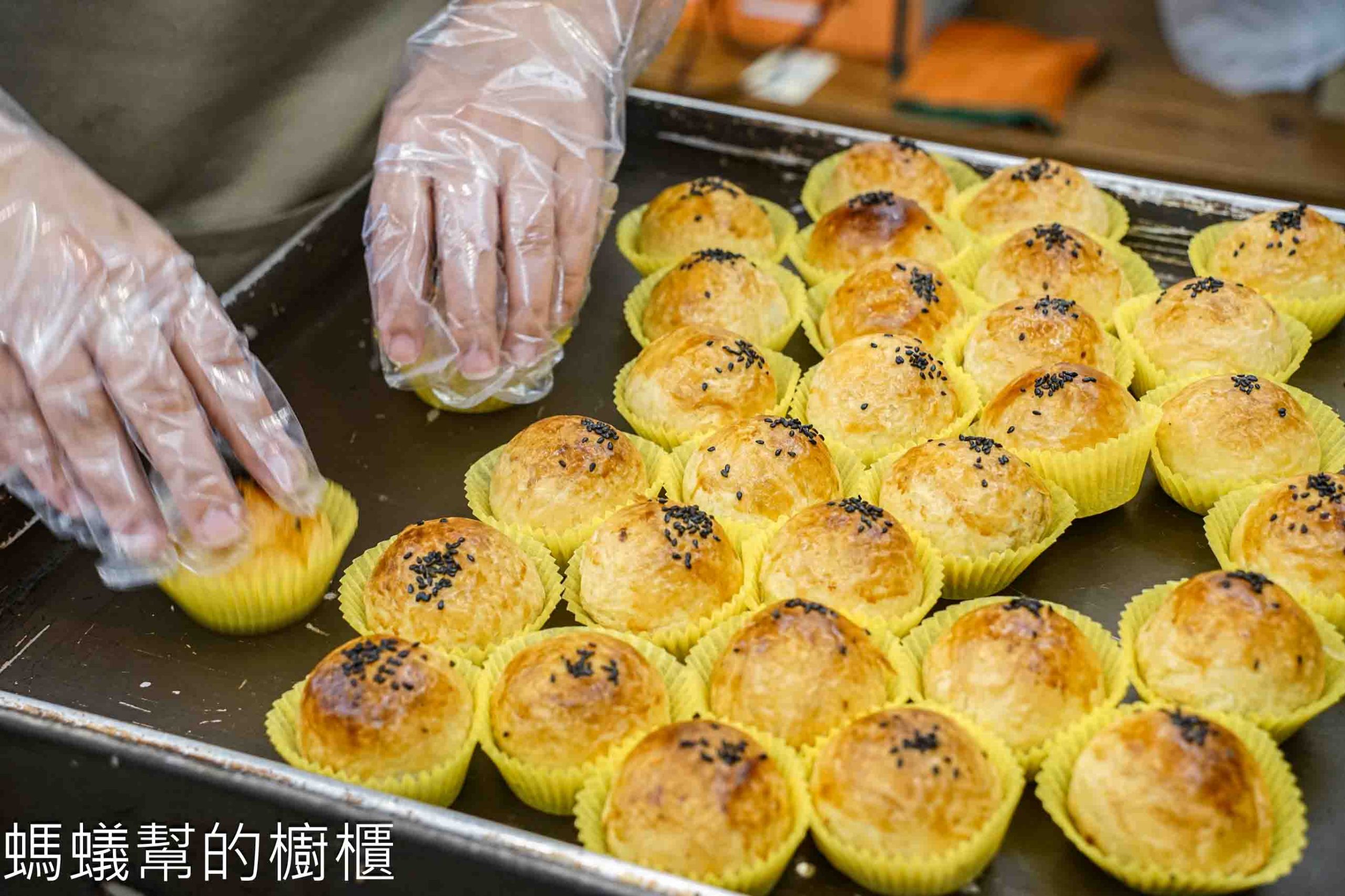 雄二家蛋黃酥 | 彰化蛋黃酥天花板!入口酥脆舌尖上享受,中秋節預購中。 雄二家蛋黃酥 | 彰化蛋黃酥天花板!入口酥脆舌尖上享受,中秋節預購中。