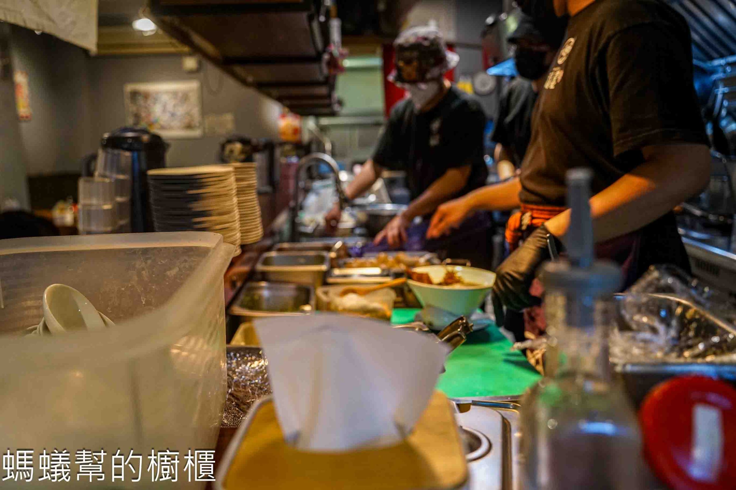 福屋拉麵 | 台中中區火車站附近蔬食拉麵，口味濃郁不吃素的人也會喜歡。