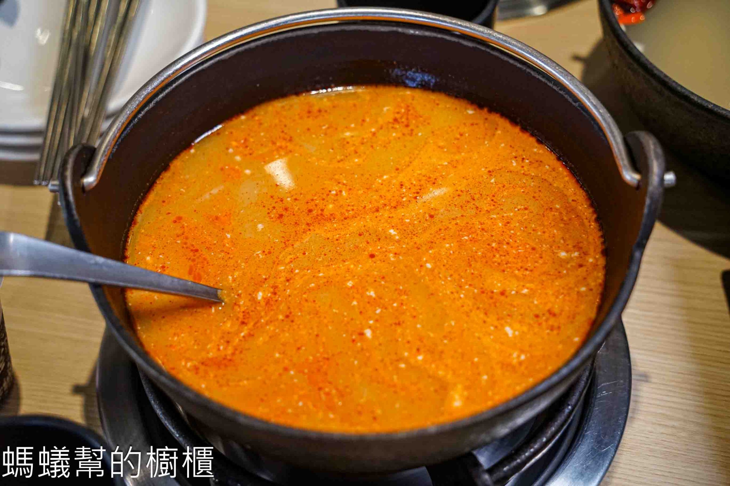 八石什鍋永安店 | 彰化火鍋推薦,自助吧蔬菜新鮮種類多,麻油燒酒系列冬日激推!