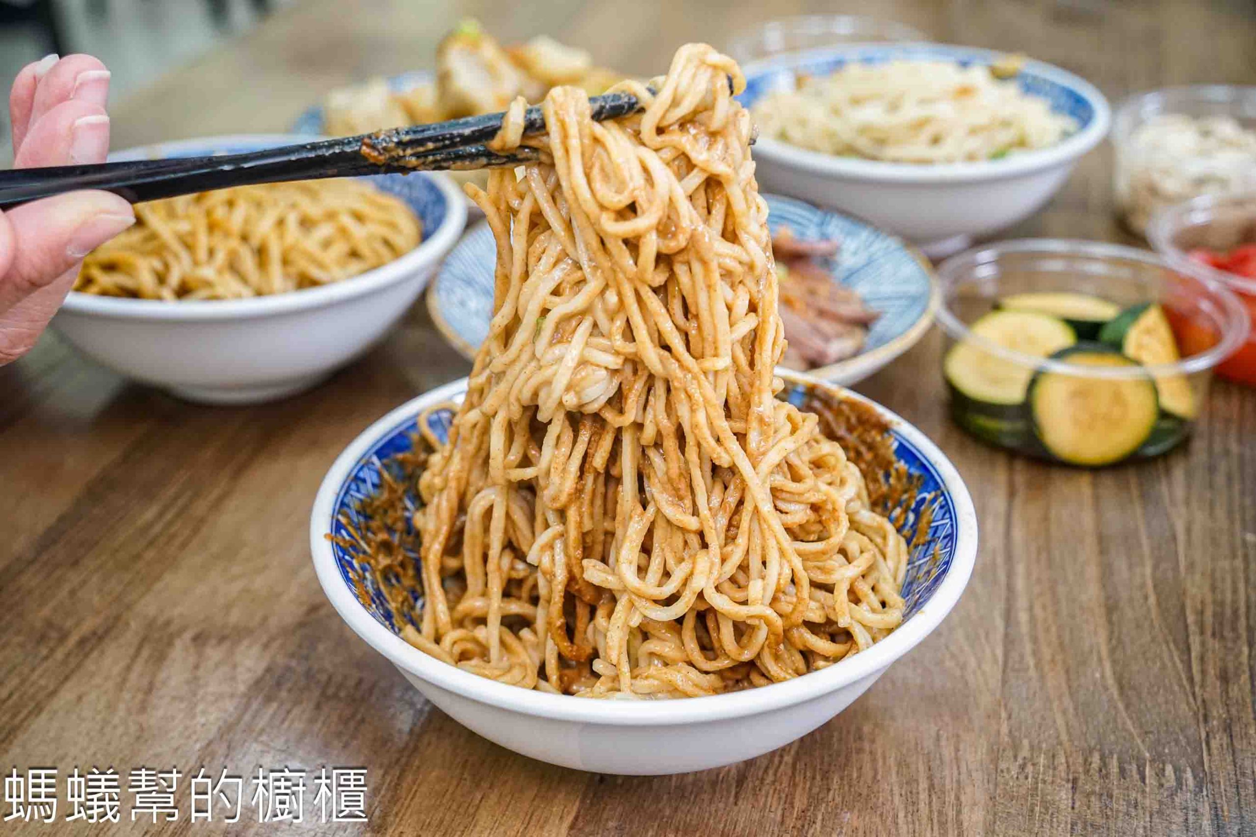 品蔚手作麵南屯直營店