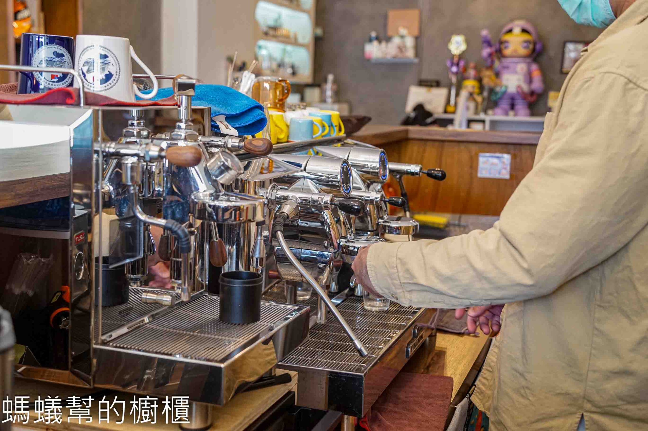 泊好時美甲咖啡館 | 嘉義市咖啡館推薦,精品豆咖啡、流心巴斯克!