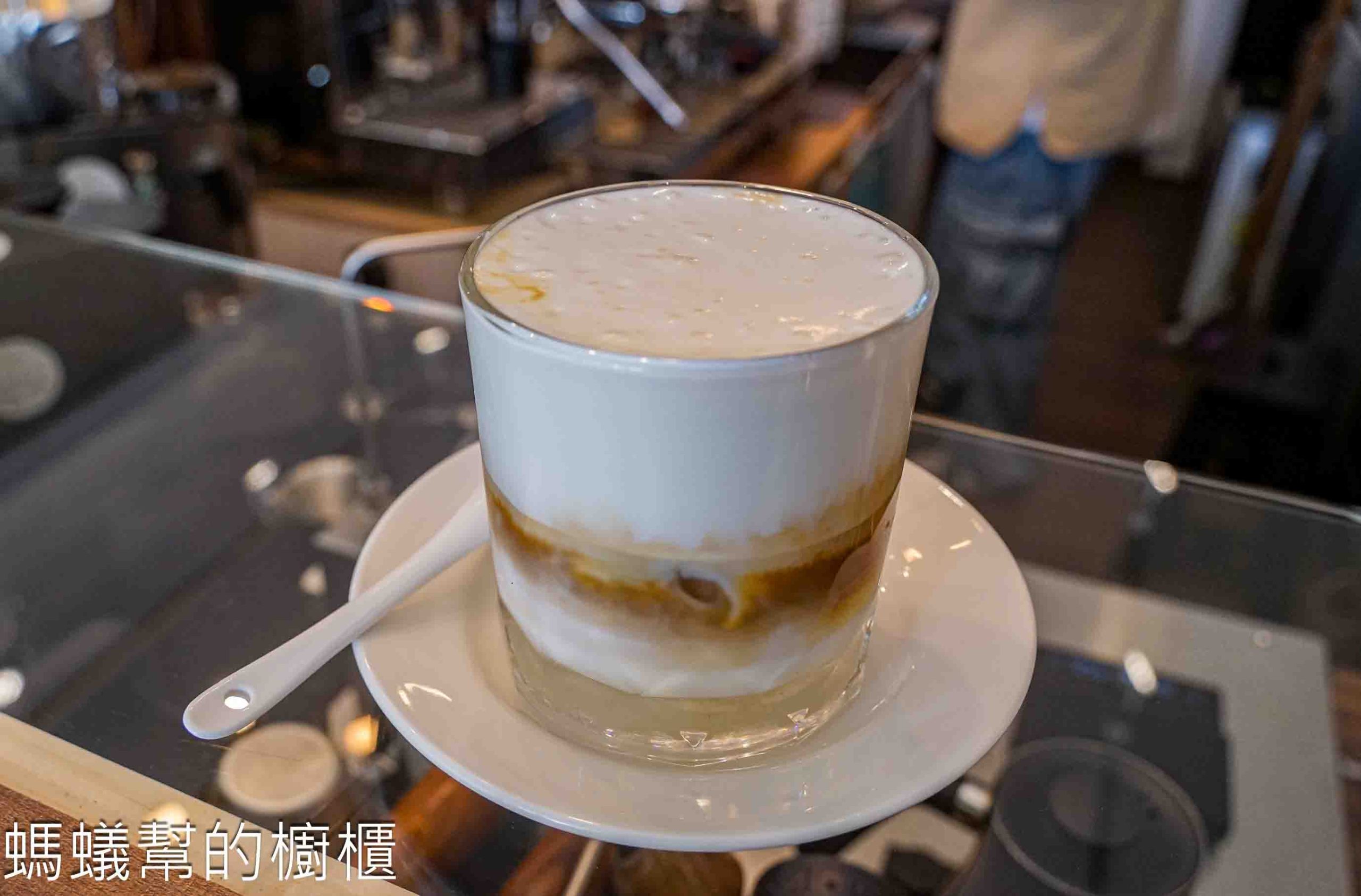 泊好時美甲咖啡館 | 嘉義市咖啡館推薦，精品豆咖啡、流心巴斯克！