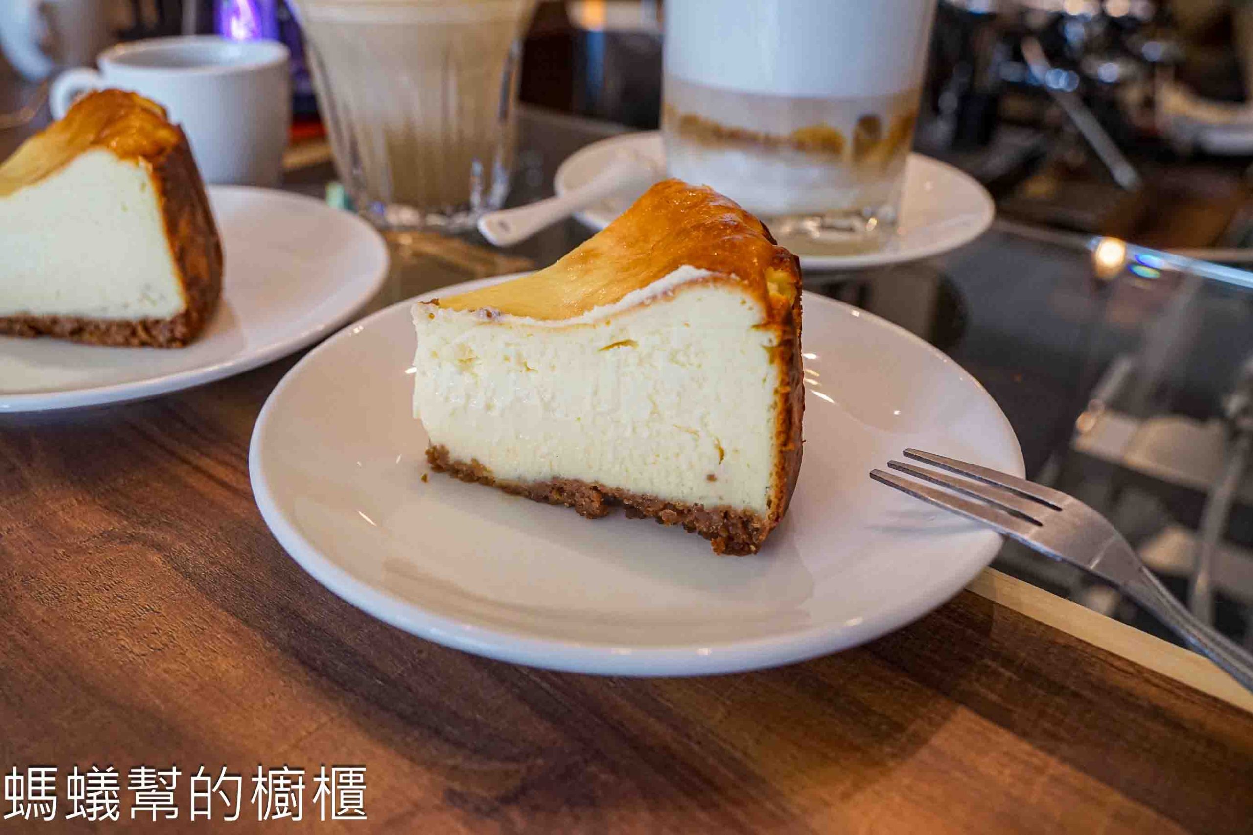 泊好時美甲咖啡館 | 嘉義市咖啡館推薦，精品豆咖啡、流心巴斯克！