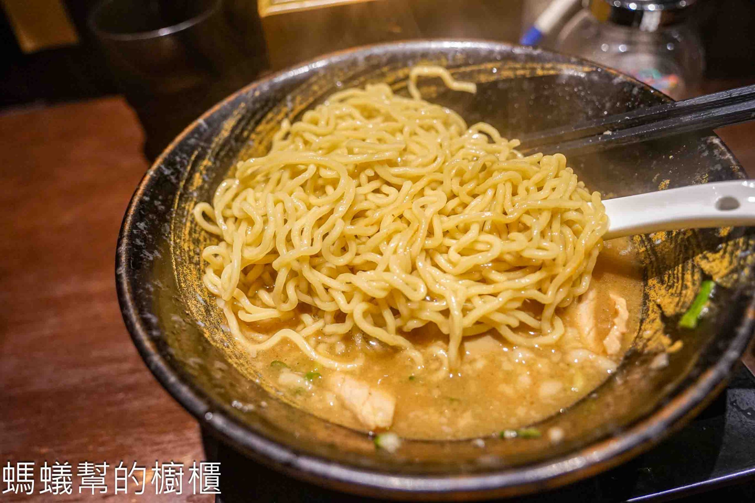 麵屋浩 | 新竹市舊城區排隊拉麵