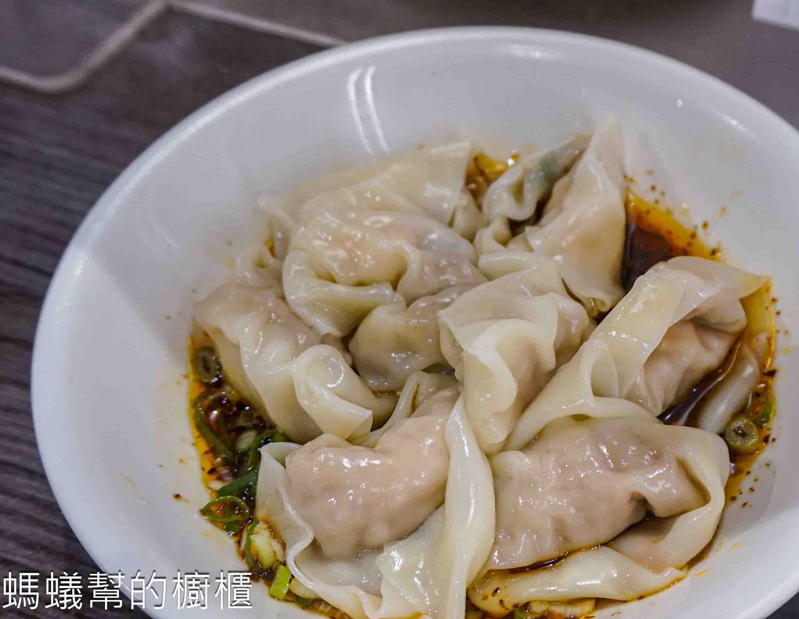 豐華小吃 | 新竹市東區靠近巨城排隊炒飯、紅油抄手