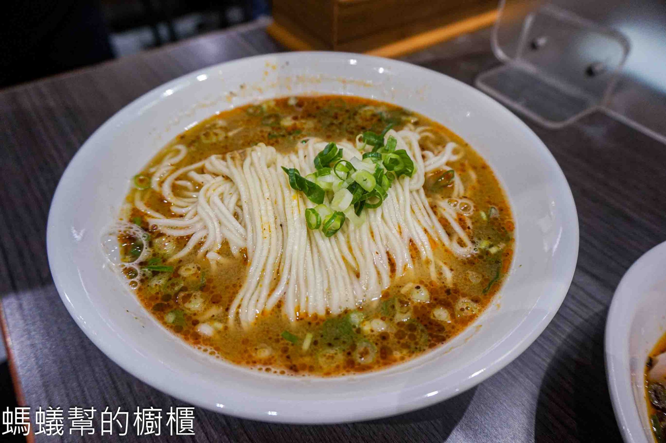 豐華小吃 | 新竹市東區靠近巨城排隊炒飯、紅油抄手