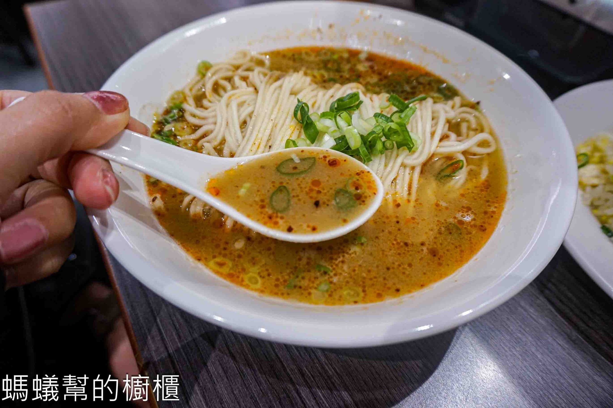 豐華小吃 | 新竹市東區靠近巨城排隊炒飯、紅油抄手