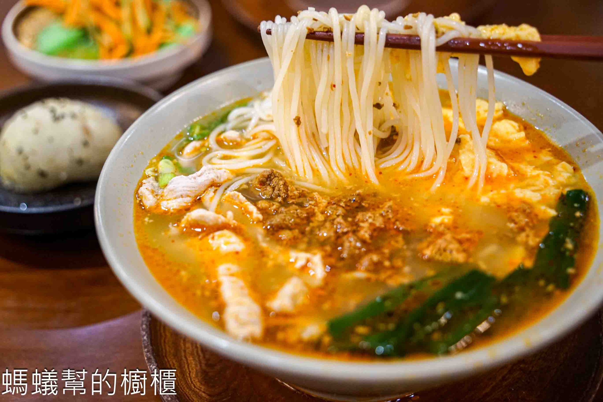 雲米Rice in cloud | 埔里裝潢清爽米線店