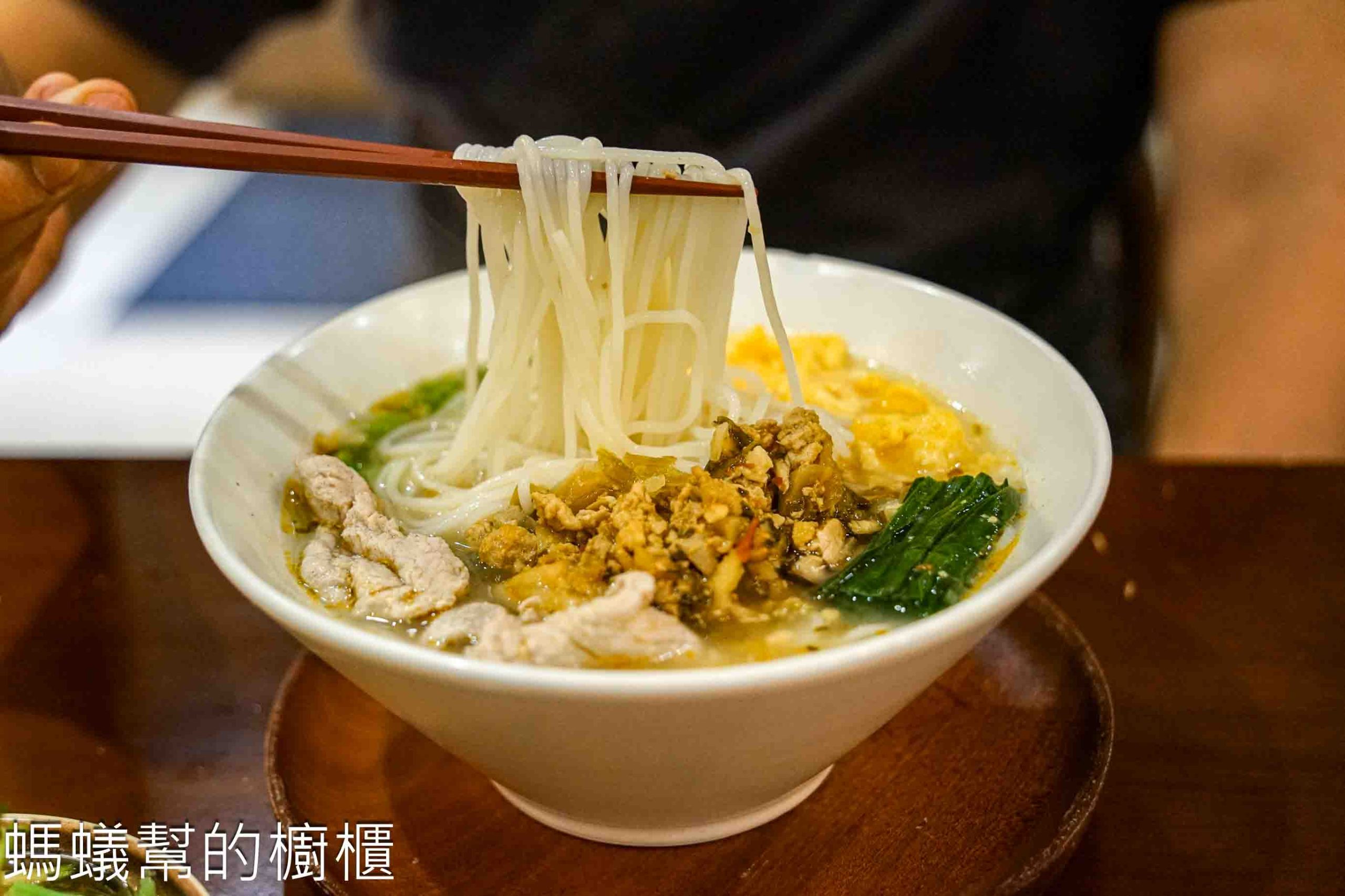 雲米Rice in cloud | 埔里裝潢清爽米線店